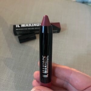 Il Makiage RAVE Lip Crayon Super Sheer Lip Color - Shade „Samui“ - NIB
